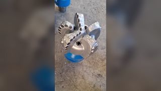 Τρυπάνι 9" PDC για σχηματισμό μεσαίου σκληρού